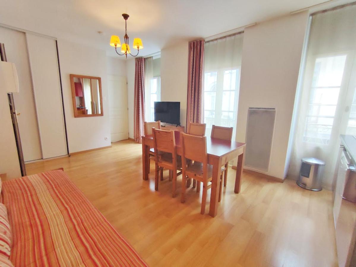 Ostal, T3, Centre Luchon, Wifi, Casier A Skis, Ascenseur, 6 Personnes Bagnères-de-Luchon Exterior foto